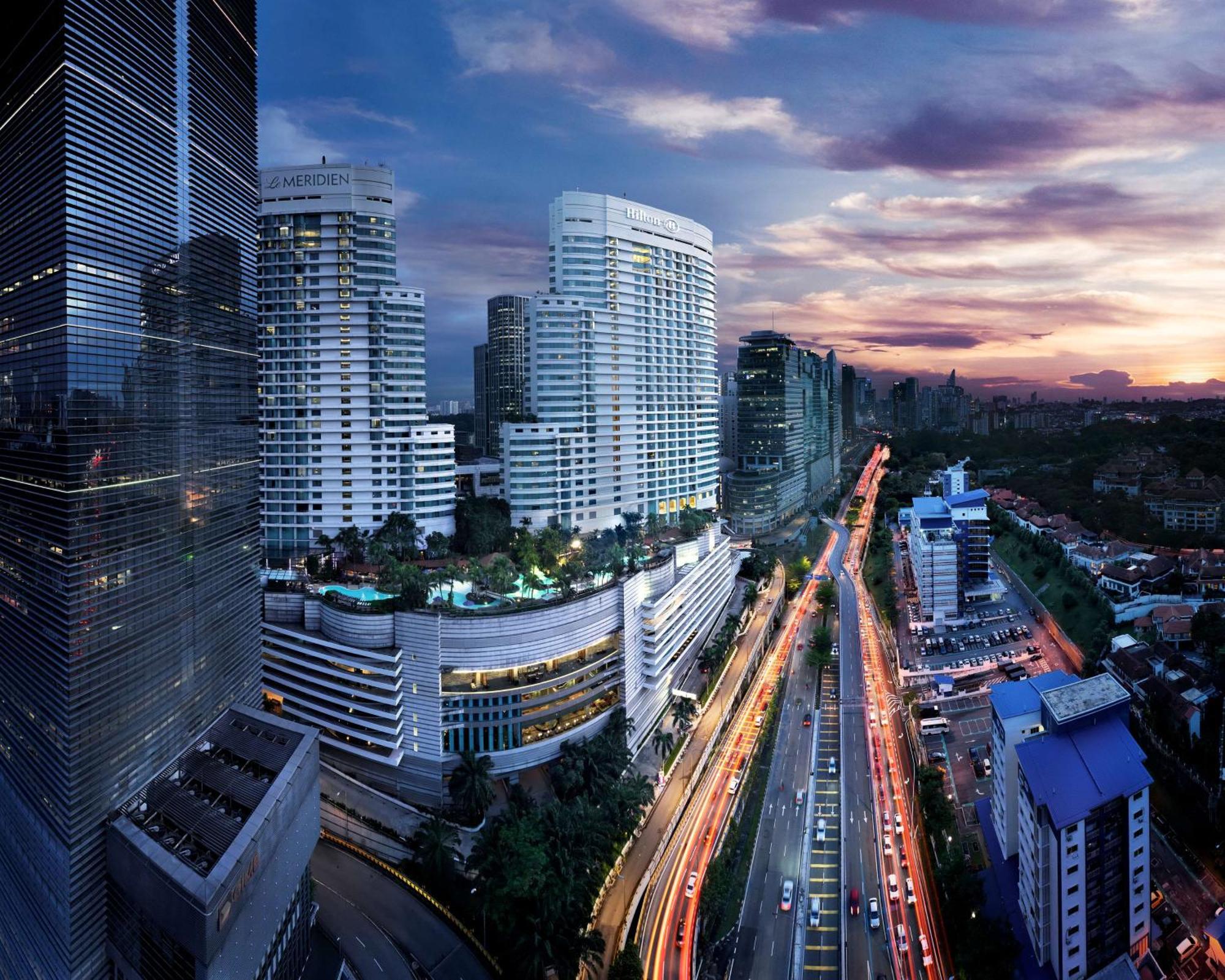 Hotel Hilton Kuala Lumpur Exterior foto